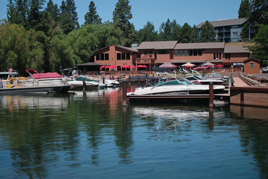 Marina Cay Bigfork Bagian luar foto
